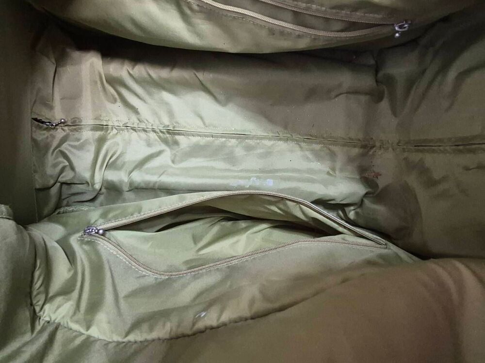 Baggalini rolling Duffle bag - Picture 11 of 14
